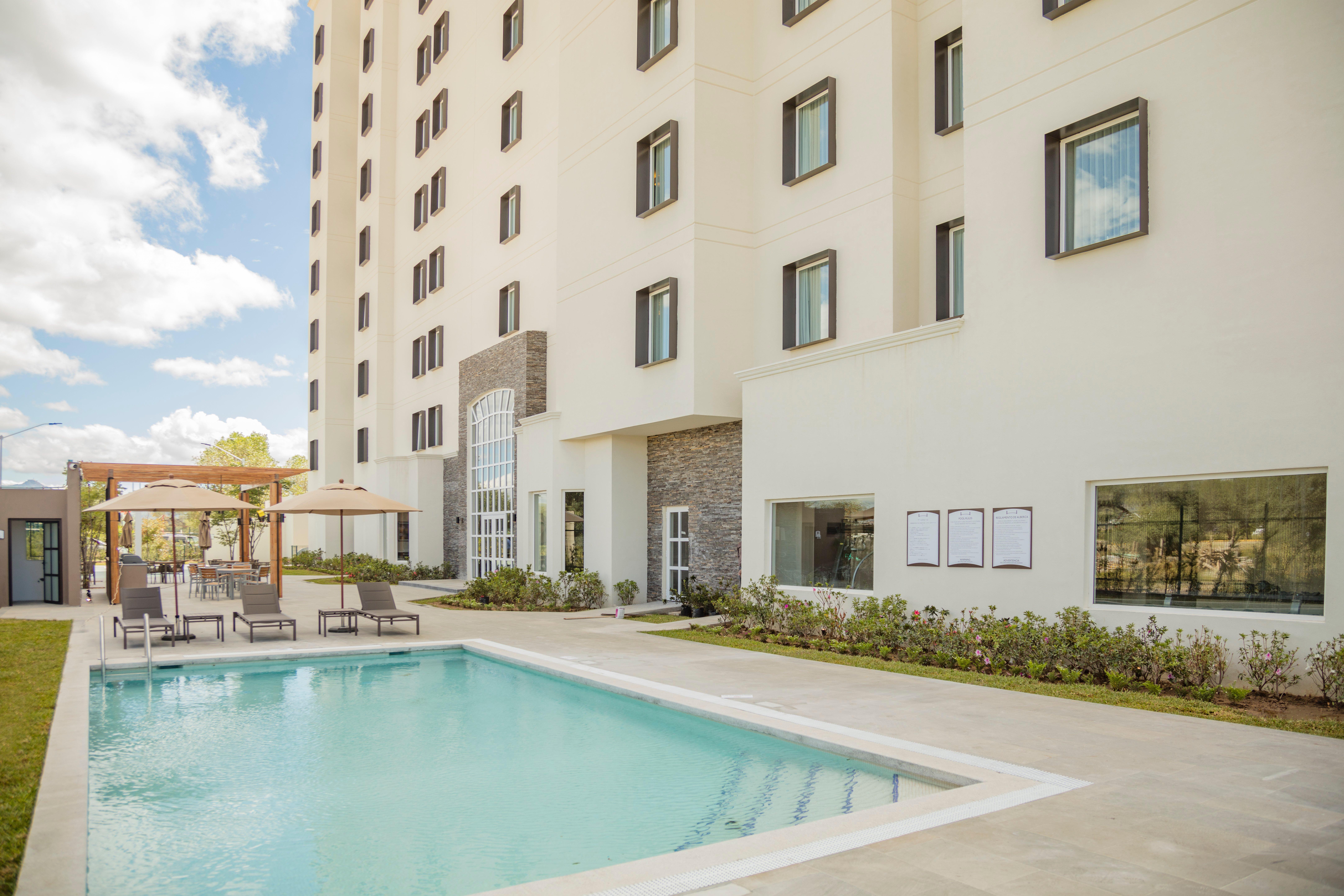 Staybridge Suites - Saltillo By Ihg Esterno foto