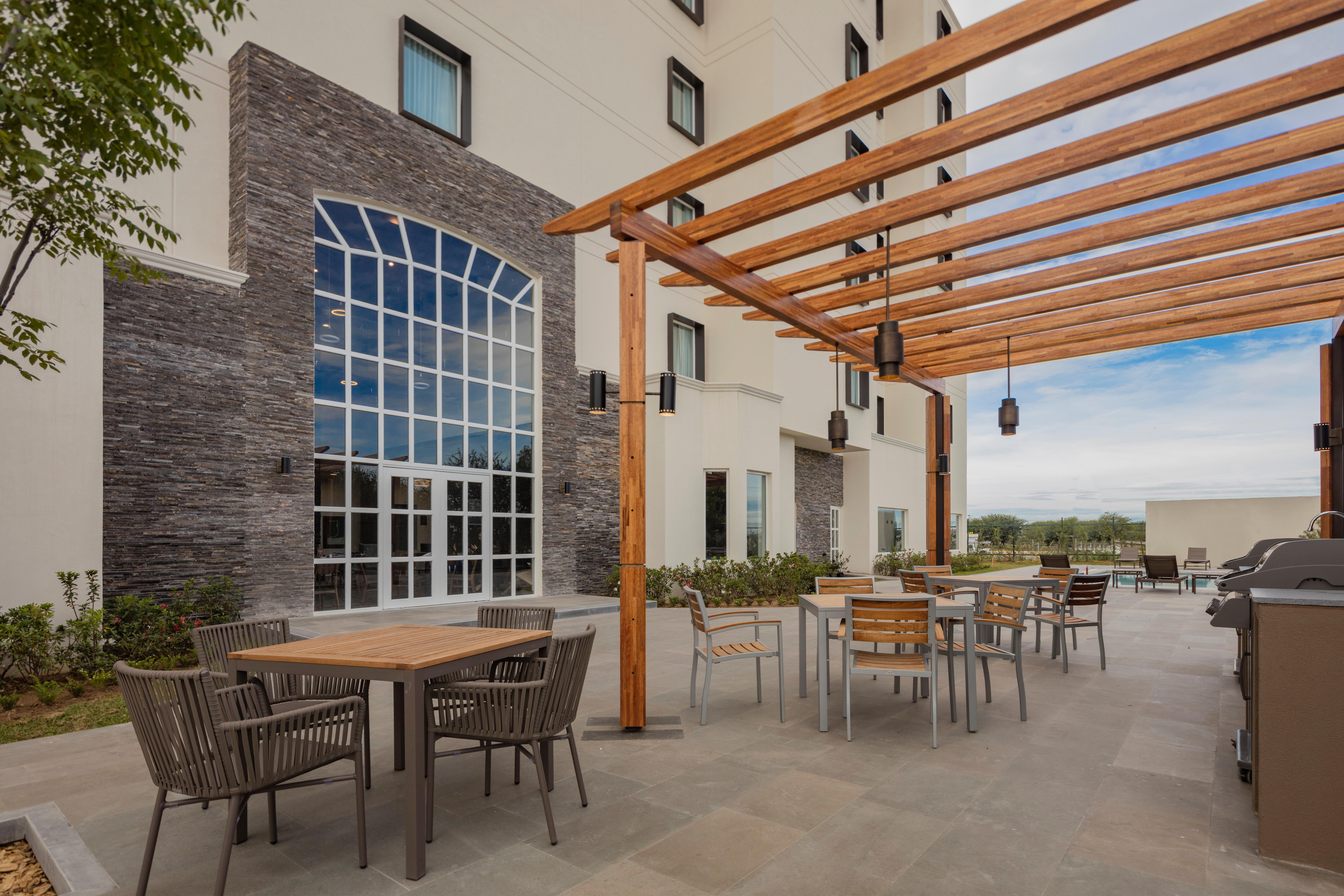 Staybridge Suites - Saltillo By Ihg Esterno foto